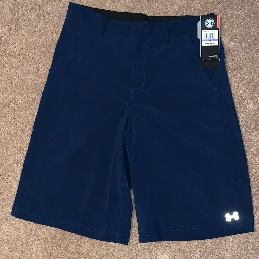 Boys Under Armour Shorts Size 18 brand new w/ tags